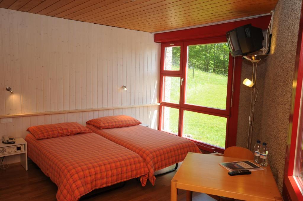 Hotel Twannberg Neuchâtel Habitación foto